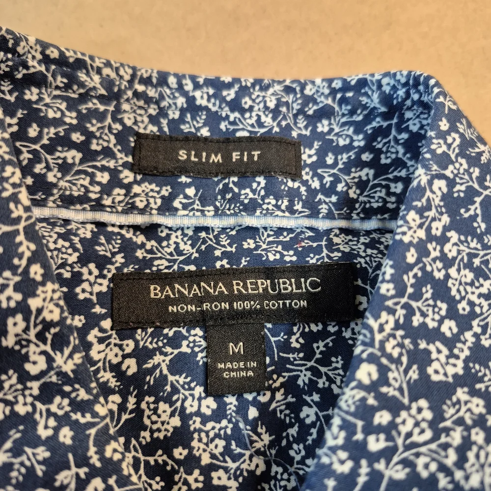 Banana Republic Navy Floral Button Down Shirt 3146/457